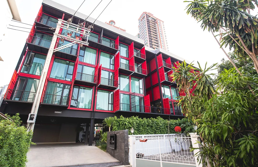 Sleep Box Hotel Sukhumvit 22-1